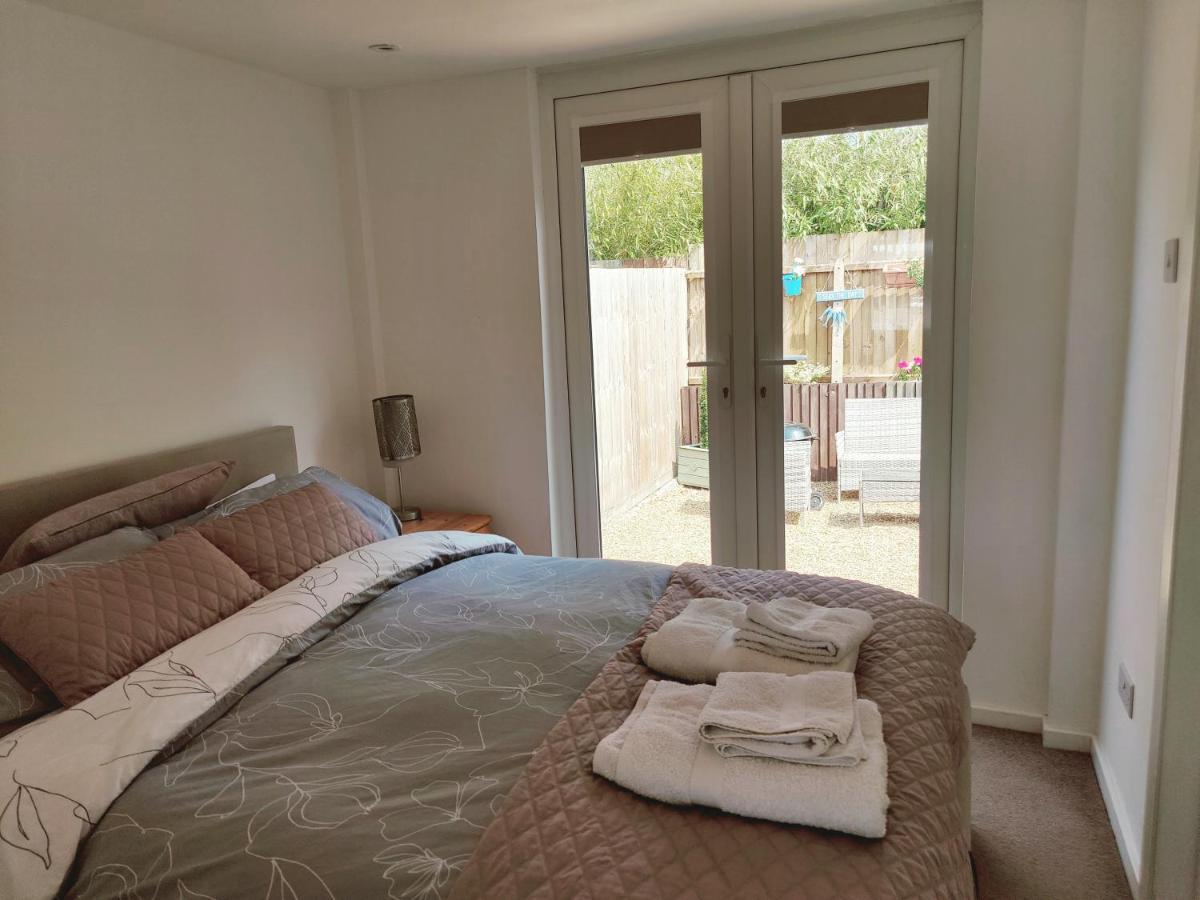 *Close To Beach* One Bedroom Suite With Parking Overstrand Dış mekan fotoğraf
